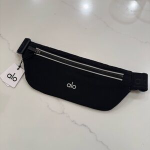 NWT ALO Yoga Stride Running Belt Bag